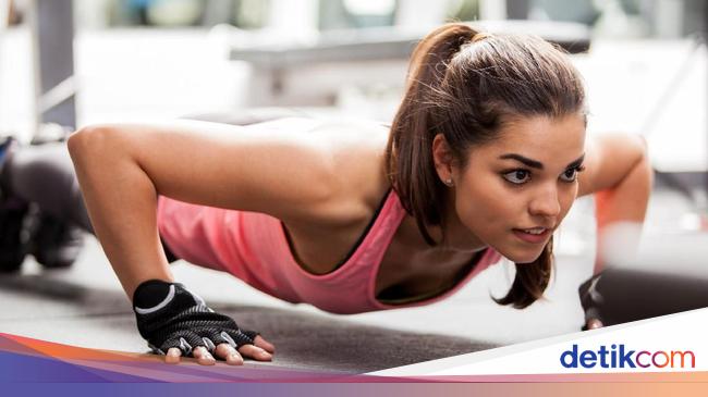 Hello Sehat - Banyak manfaat melakukan olahraga push up, salah satunya  untuk mengencangkan payudara yang kendur. Selain itu, ada faktor lain yang  bisa membantu mengatasi masalah payudara kendur. Baca pada ulasan berikut