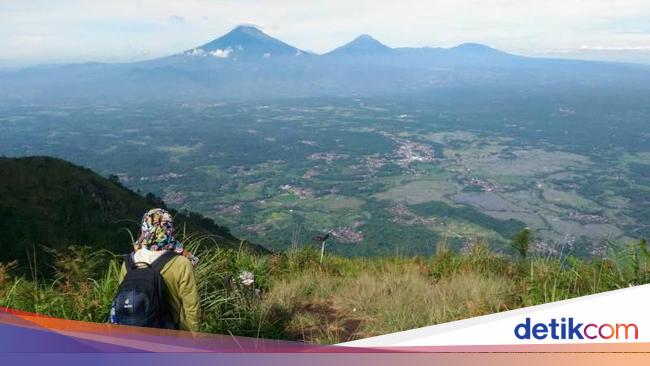 7 Gunung untuk Pemula yang Wajib Ditaklukan