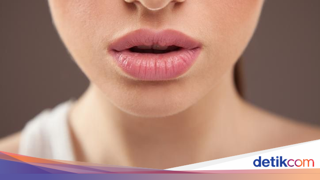 Agar Bibir Tak Kering Dan Pecah Pecah Ini 8 Asupan Yang Perlu Dikonsumsi