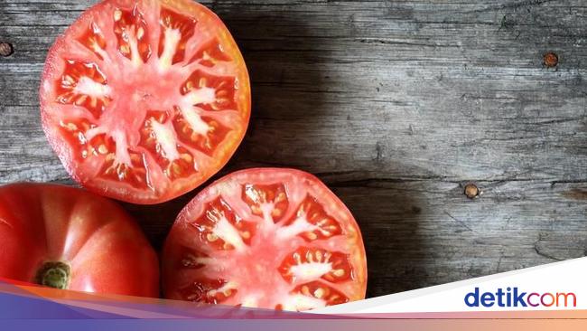 Wajah Lebih Putih Dan Lembut Dengan 5 Racikan Masker Tomat Ini