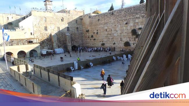 Pengaruh Negatif Perang Israel dan Palestina: Operator Wisata Holy Land Kehilangan Pemasukan
