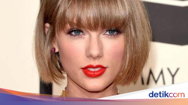 Foto 9 Artis  Hollywood  yang Makin Cantik dengan Gaya 