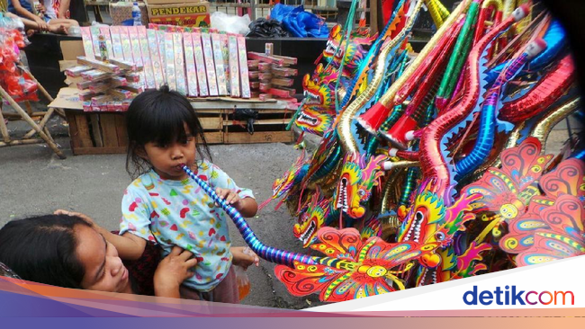 Terompet Tahun Baru Disebut Tularkan Difteri, Pedagang 