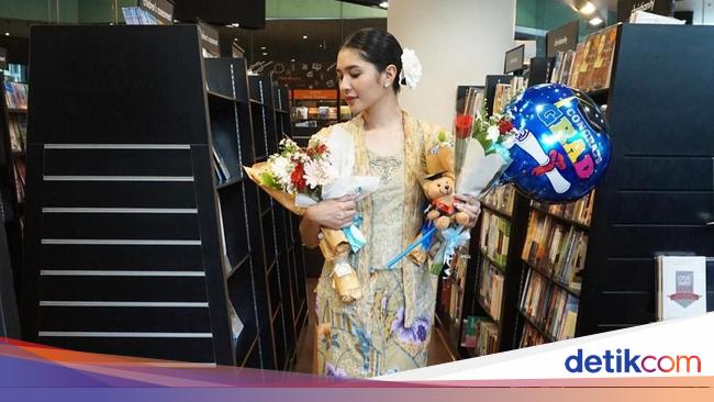 Soal Beribadah Ibunda Mikha Tambayong Kita Kuat Agama Bukan Fanatik