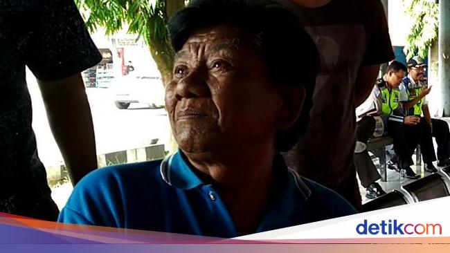 Tersipu Malu Hasil Urine Warna  Hijau  Begini Reaksi Sopir Truk 