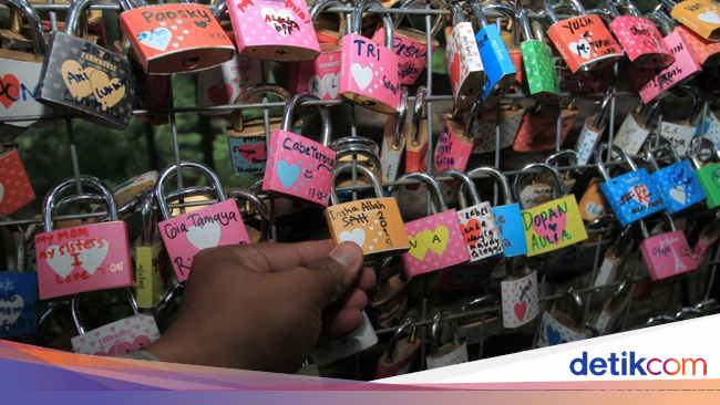 Gembok Cinta Romantis Ala Bandung