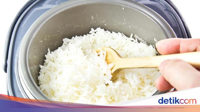 Benarkah Nasi Yang Terus Dipanaskan Dalam Rice Cooker Bisa Beracun