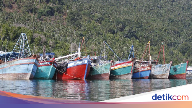 Loker Kantin Kapal Lombok : Cara Atasi Mabuk Laut Saat ...