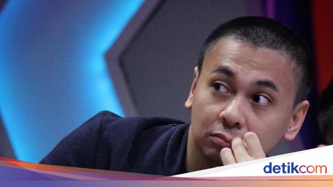 Rumah Berhantu, Raditya Dika Beranikan Diri Ketimbang 