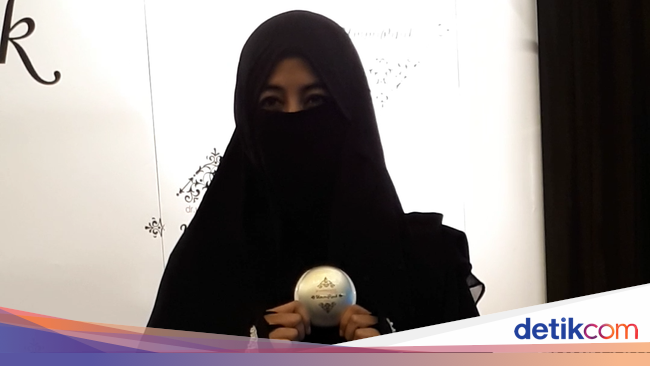 Isu Pipik Disebut Sudah Melahirkan Lagi, Eddies Adelia 'No 