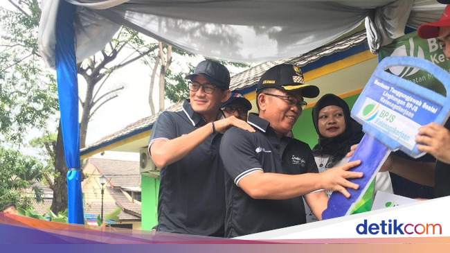 Manfaat Pijat Seperti Dilakukan Sandiaga Uno ke Camat 