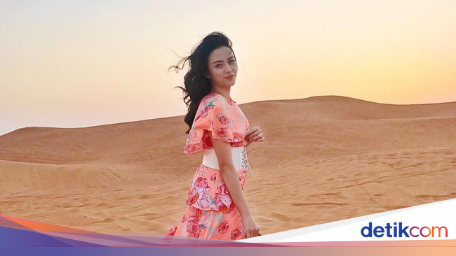 Foto: Liburannya Istri Ifan 'Seventeen' yang Cantik