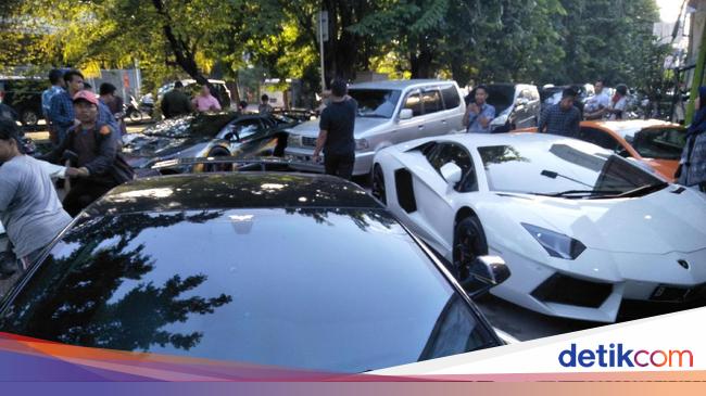 Ketika Hotman Paris, Raffi Ahmad dan Pencinta Lamborghini 