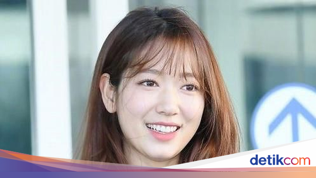 Ini Penampilan Baru Park Shin Hye Potong Rambut Drastis Ini Penampilan Baru Park Shin Hye Potong Rambut Drastis