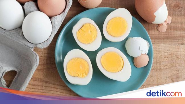 Cara Masak Telur Rebus Yang Praktis Dan Pas Kematangannya