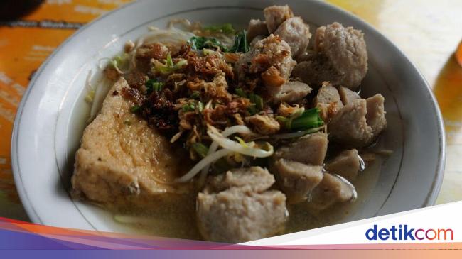 Sore Ini Enaknya Berburu Bakso dan Tetelan Sapi khas  