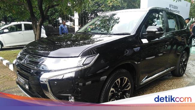 Berapa Harga  Mobil  Listrik  Hibah Mitsubishi untuk  Pemerintah 