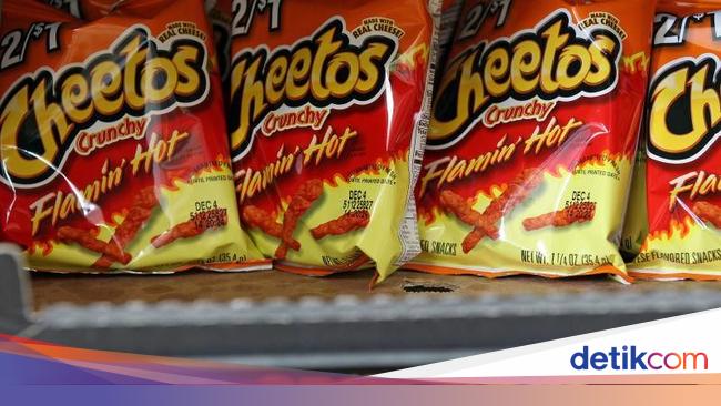 Kisah Panjang di Balik Snack Flamin' Hot Cheetos Akan Diangkat Menjadi...
