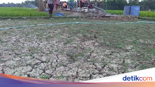 Kekeringan Warga Aceh Bikin Sumur Bor Sedalam 75 Meter