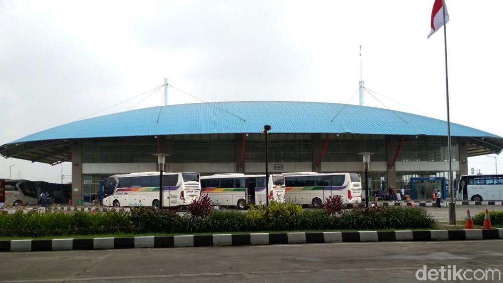 Boleh Layani Penumpang, Terminal Pulogebang Mulai Berangkatkan Bus AKAP