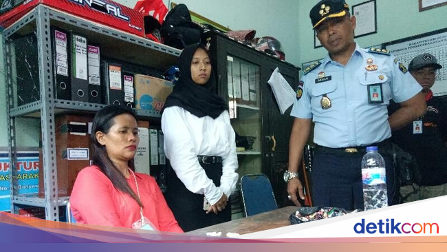 Selundupkan Obat  Keras di Celana  Dalam  Perempuan Ini 