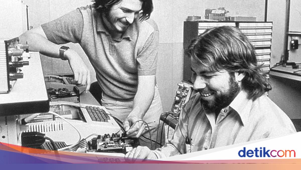 50 Tahun Apple: Ditolak 5 Kali, Bangkit, Ubah Dunia Teknologi