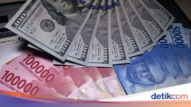 Gerak Dolar AS Kian 'Gila' Dekati Rp 16.000, Ternyata Ini Biang Keroknya! - detikFinance