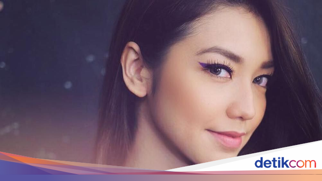 Ultah ke-28, Inilah Gaya Velove Vexia yang Selalu Cantik 