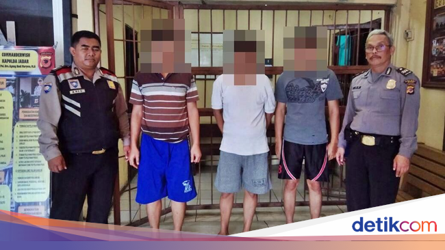 mengemudi izin surat d Jual Palsu SIM Ribu Biro Eks Ditangkap Rp Jasa Samsat 800 mengemudi izin surat d Jual Palsu SIM Ribu Biro Eks Ditangkap Rp Jasa Samsat 800