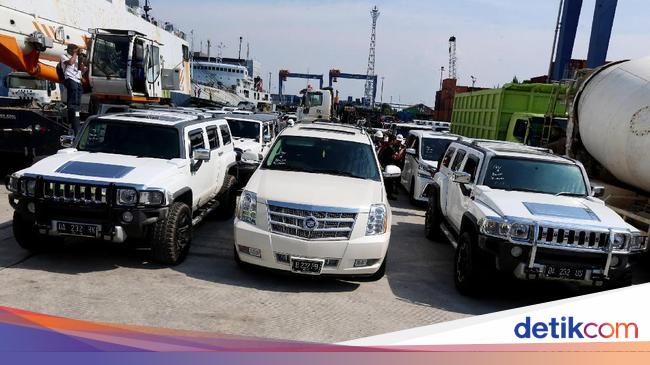 Banyak yang Nunggak Berapa  Pajak  Mobil  Mewah di  Jakarta  