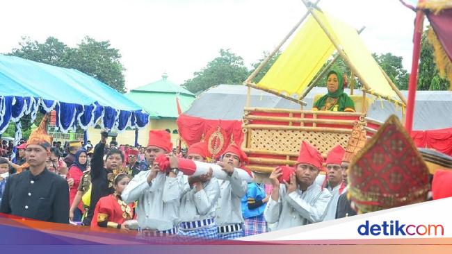 Tentang Suku Bugis Sejarah dan Kisah Kepiawaian 