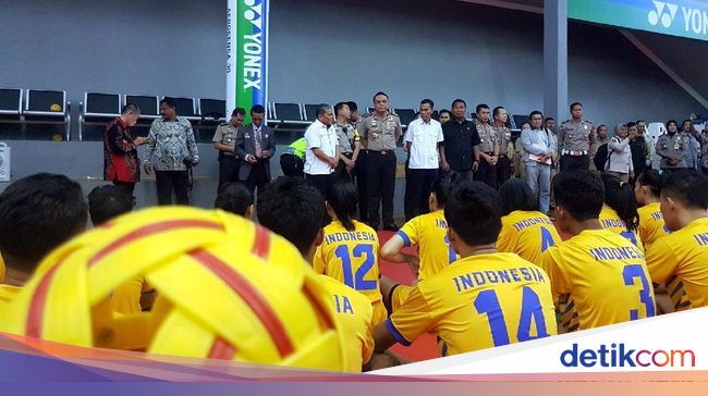 Begini Aksi CdM Asian Games Jadi Tekong di Pelatnas Sepak Begini Aksi CdM Asian Games Jadi Tekong di Pelatnas Sepak