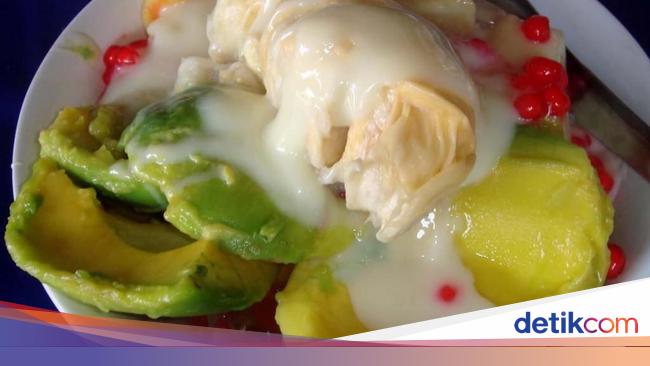 Wajib Cicip Es Yang Legendaris Di 4 Warung Di Kota Malang Ini