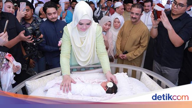 11 Tahun Menanti, Siti Nurhaliza Ungkap Perasaan 