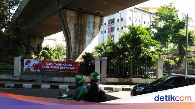 Muncul Spanduk Gatot Nurmantyo Pemimpin Masa Depan Indonesia