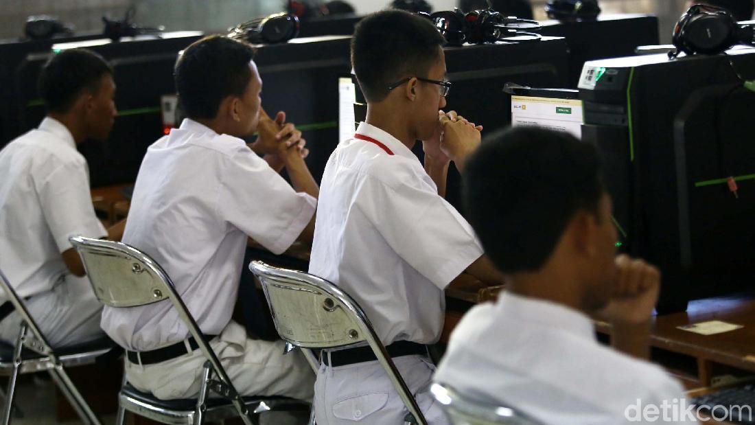 Lulusan SMK Sumbang Pengangguran Paling Tinggi Di RI