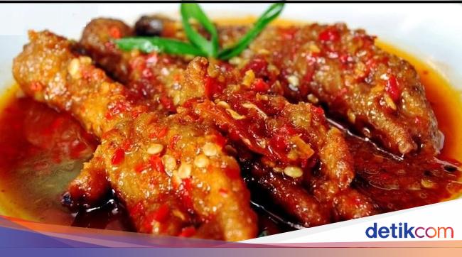 10 Jajanan  Pedas Nendang yang Harganya Super Murah  10 Jajanan  Pedas Nendang yang Harganya Super Murah