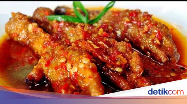 10 Jajanan Pedas Nendang Yang Harganya Super Murah