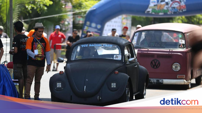  Surabaya  Sesak Mobil  Klasik  Volkswagen ada apa ya 