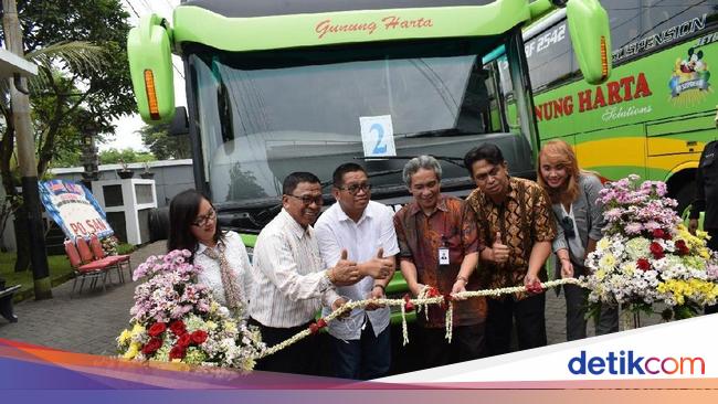 Melongok Bus Mewah Scania Dan Mercedes Benz Po Gunung Harta