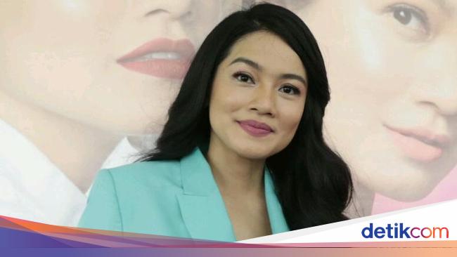 Lama Vakum, Ternyata Titi Kamal Punya Bisnis Baru