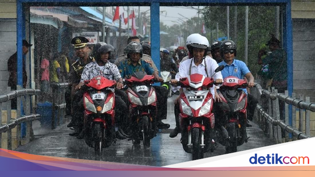 Jokowi Naik Motor Listrik Produsen Motor Langsung Melirik Jokowi Naik Motor Listrik Produsen Motor Langsung Melirik