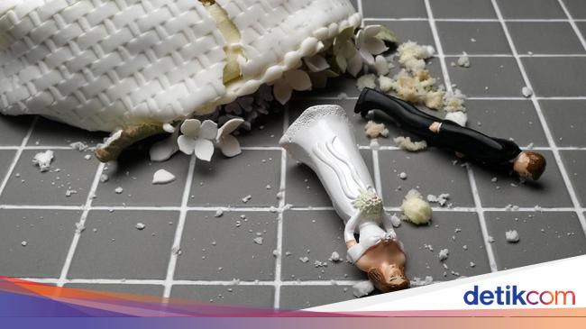 Woman Failed to Marry After Jogetting with Cousins, Unexpected Ending