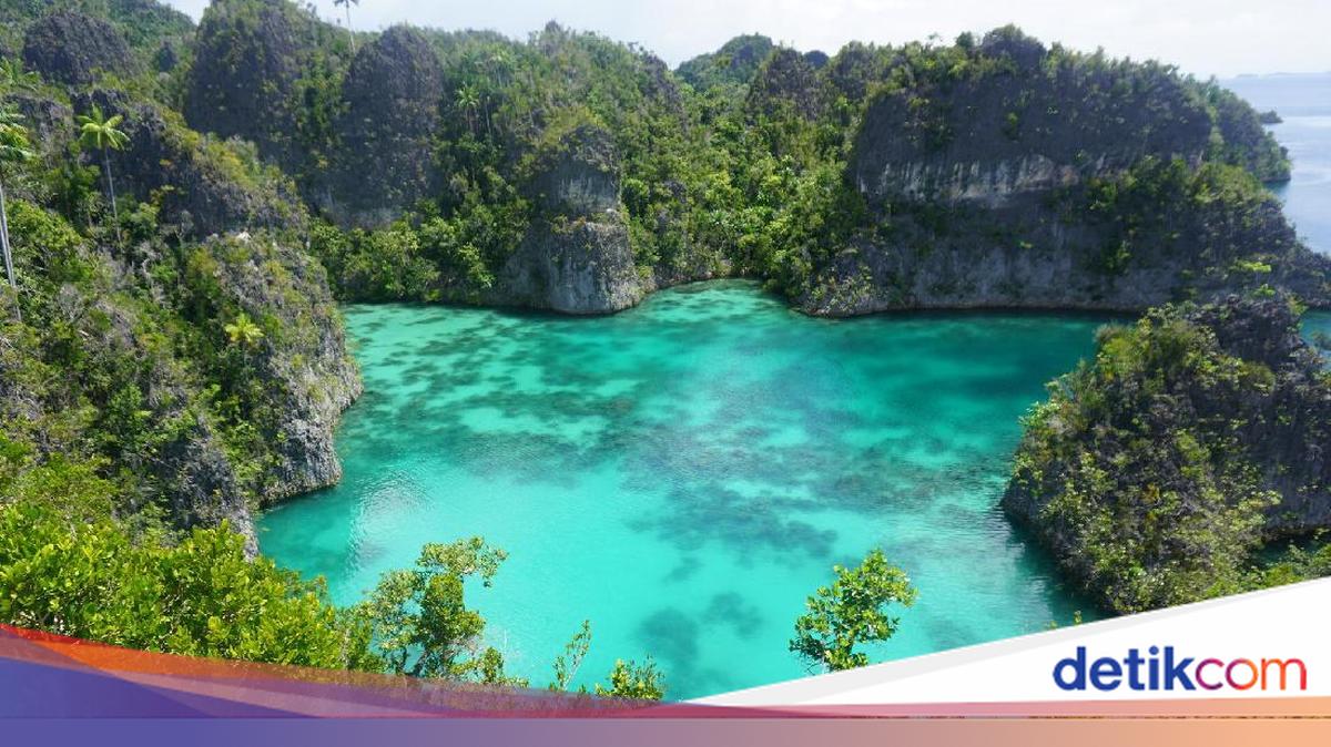 Yang Juga Cantik di Raja Ampat: Telaga Bintang