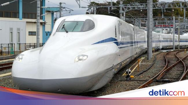 Listrik Padam, Layanan Kereta Cepat Tokyo-Osaka Sempat Mati
