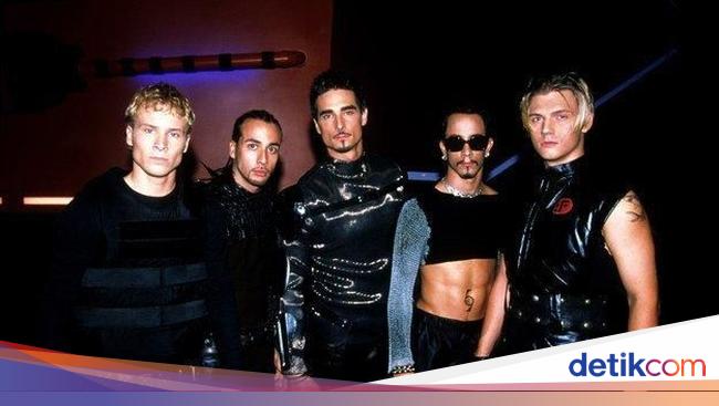 Dulu Seksi, Sekarang Fashion Boy Band Tahun '90-an Ini Bikin Ketawa