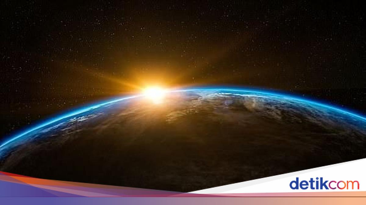 Why Is Space Dark Despite the Sun and Billions of Stars?