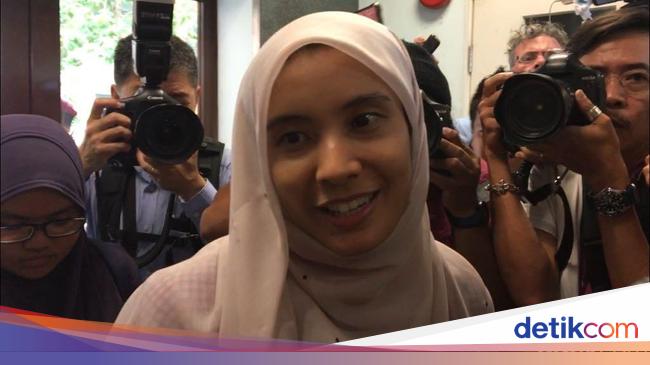 Appointing his daughter to be economic adviser, Anwar Ibrahim Tuai Controversy