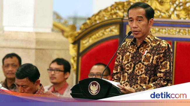 Jokowi Dalam Catatan Administrasi Negara
