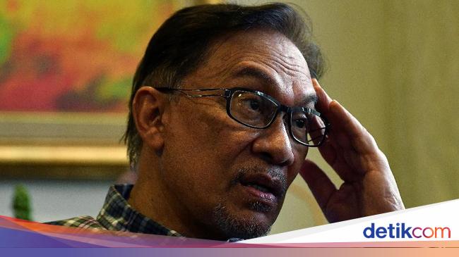 Anwar Ibrahim 2 Kali Ditelepon Najib Usai Kalah Pemilu